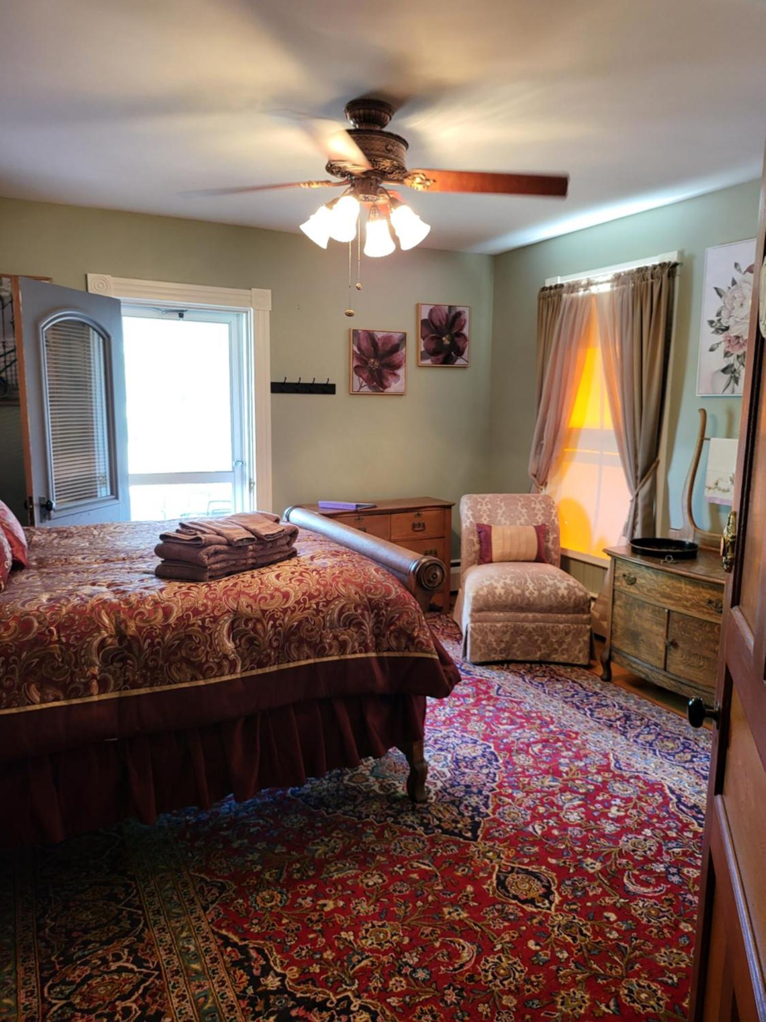 The Fox And The Grapes Bed and Breakfast Lodi Εξωτερικό φωτογραφία